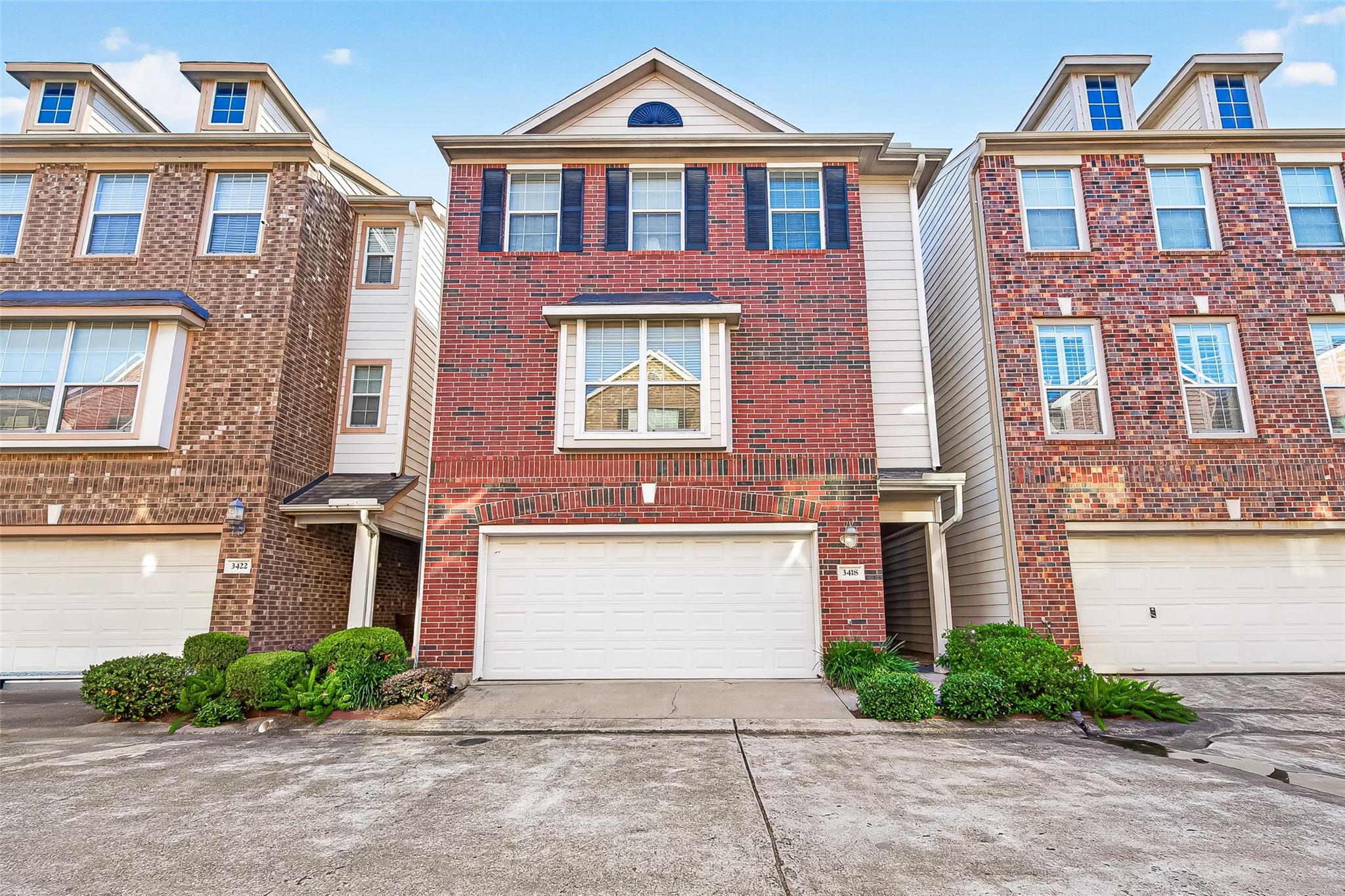 3418 Skyline Village Drive