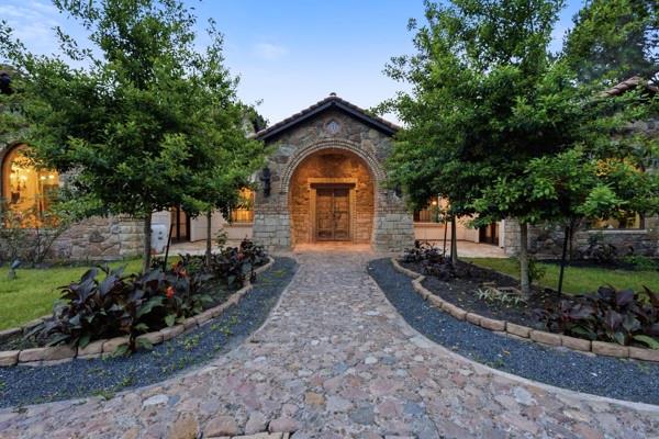 2426 Blue Lake Drive