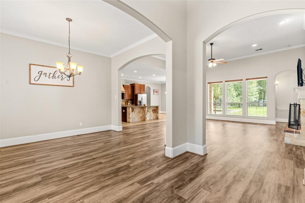 Photo of 818 Commons Lake Edge Drive, Huffman, TX 77336 (MLS # 76608090)