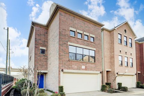 Photo of 3438 Rolgom Place Court, Houston, TX 77021 (MLS # 72033059)