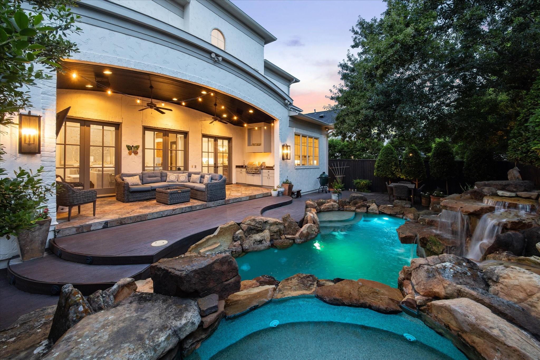 5303 Grand Lake Street