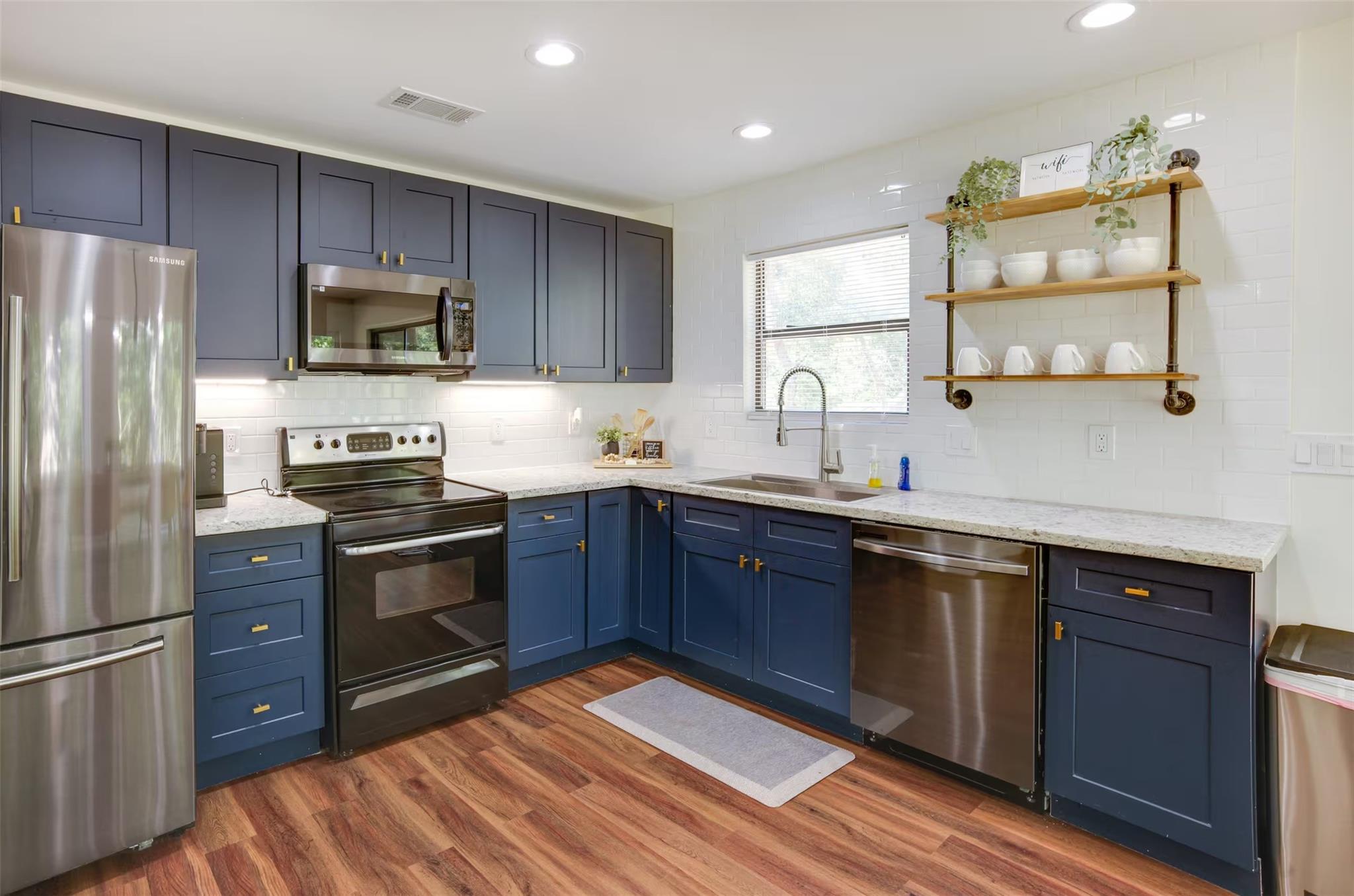 204 Forest Circle