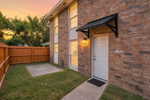 Townhouse For Rent - 1922 Avenue B<br/> Katy, TX 77493