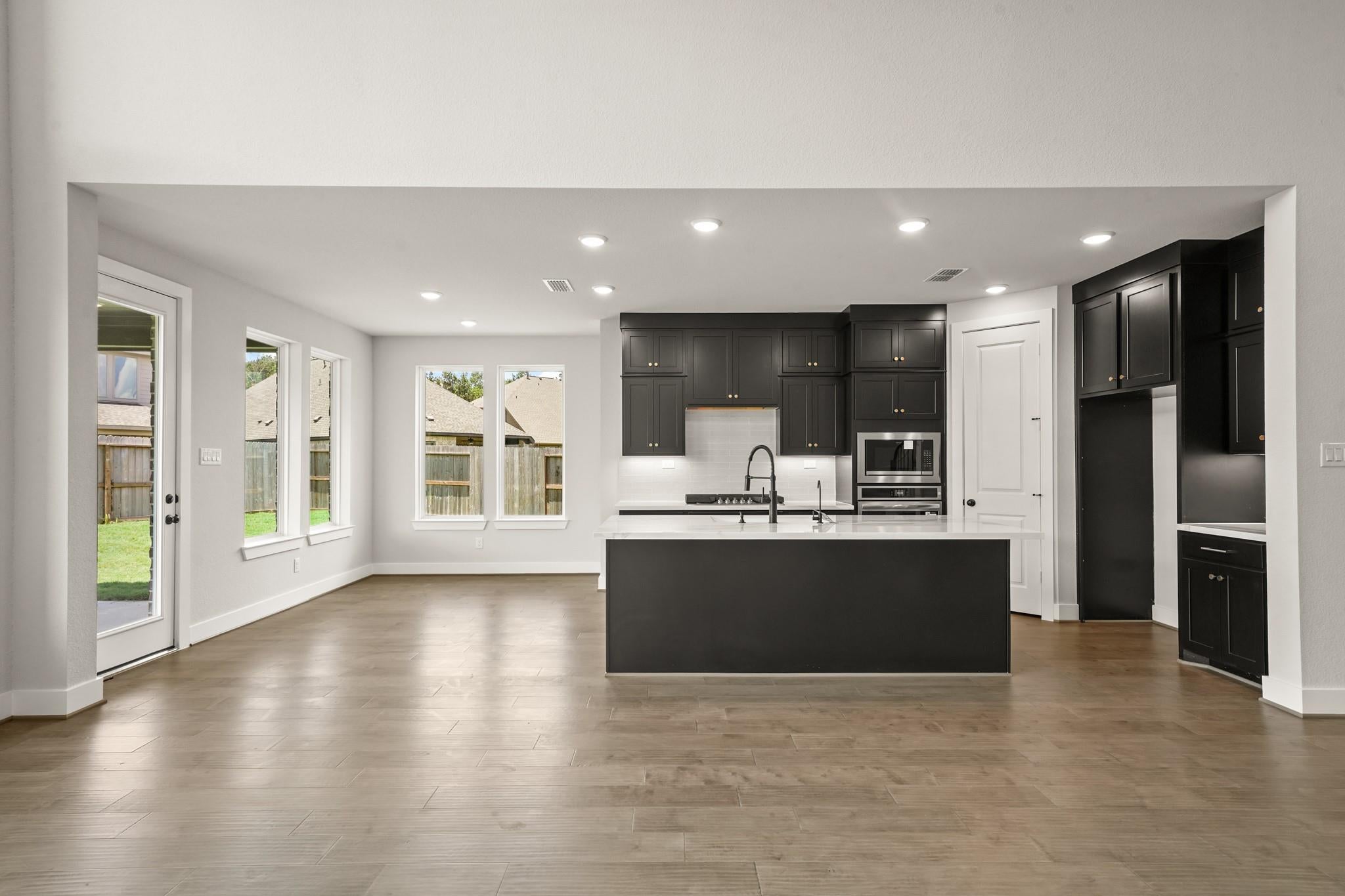 22526 Boyden Cavem Court