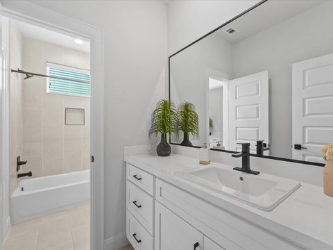 Tiny photo for 9208 Washington Heights Street St, Houston, TX 77063 (MLS # 8707596)