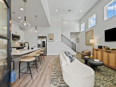 Tiny photo for 9208 Washington Heights Street St, Houston, TX 77063 (MLS # 8707596)