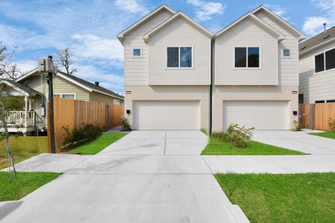Photo of 4707 Oats Street, Houston, TX 77020 (MLS # 44925771)