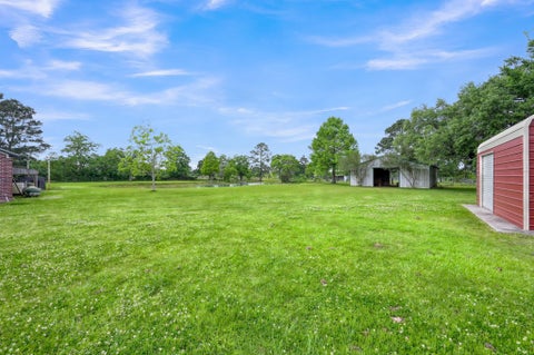 Tiny photo for 251 Petty Road, Waller, TX 77484 (MLS # 75846573)
