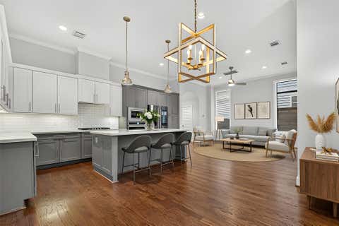 Photo of 11012 Avenu Malkenu Avenue, Houston, TX 77043 (MLS # 86048523)
