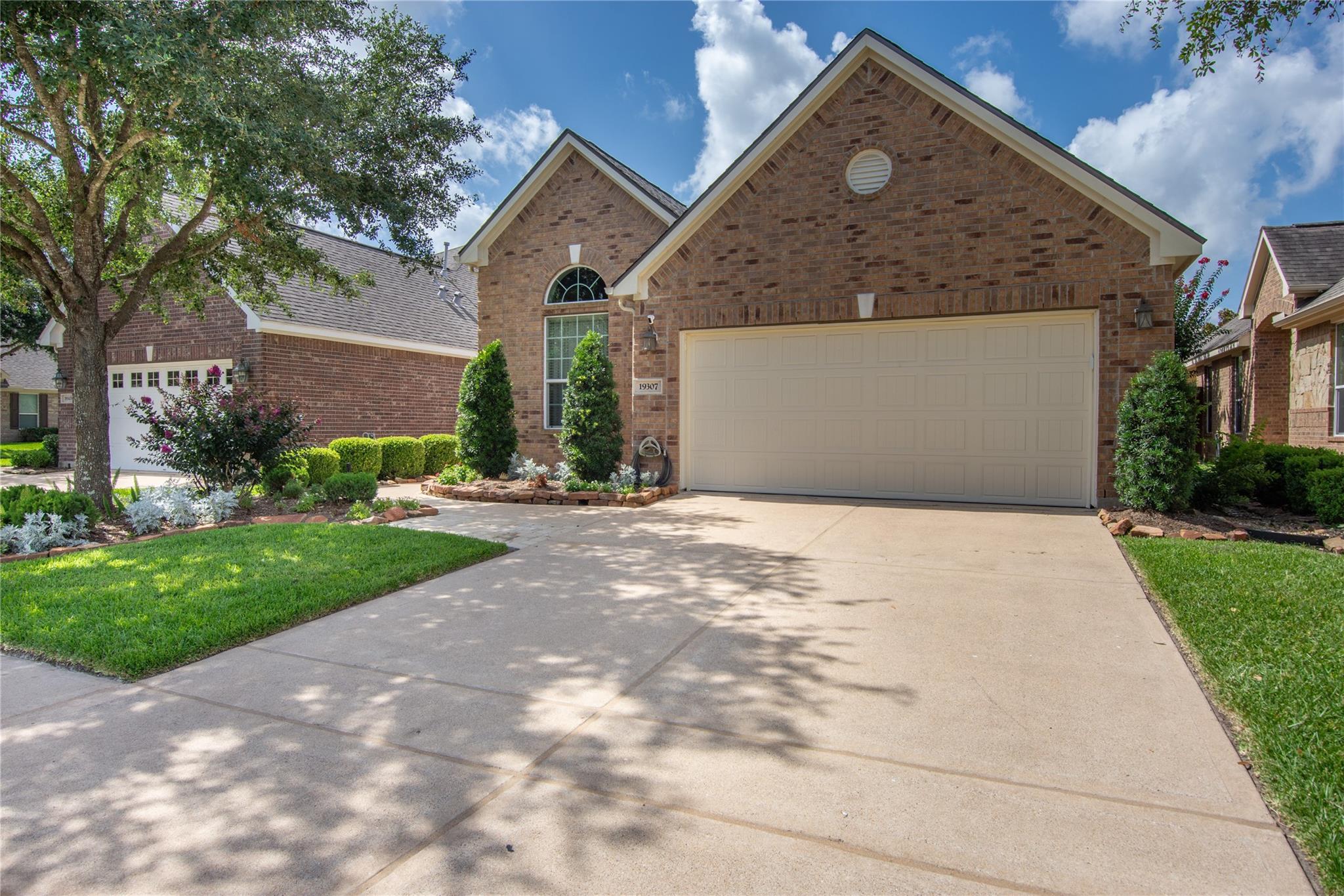 19307 Blue Cove Court