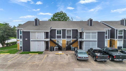 Photo of 12658 Ashford Meadow Drive #D, Houston, TX 77082 (MLS # 86479976)