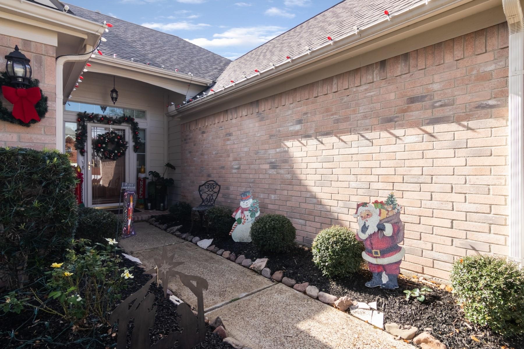 6110 Saint Andrews Drive