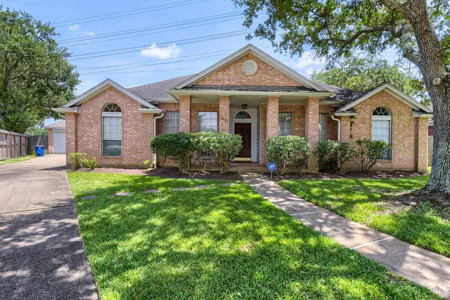 1431 Old Hickory Lane