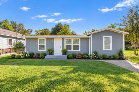 Photo of 1112 8th Street #A, Orange, TX 77630 (MLS # 34046038)