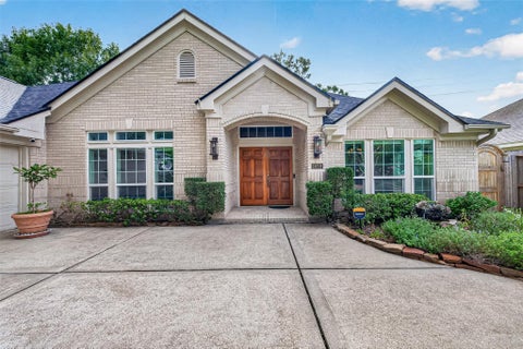 Homes For Sale - 1438 Forest Home Drive<br/> Harris County, Houston, TX 77077