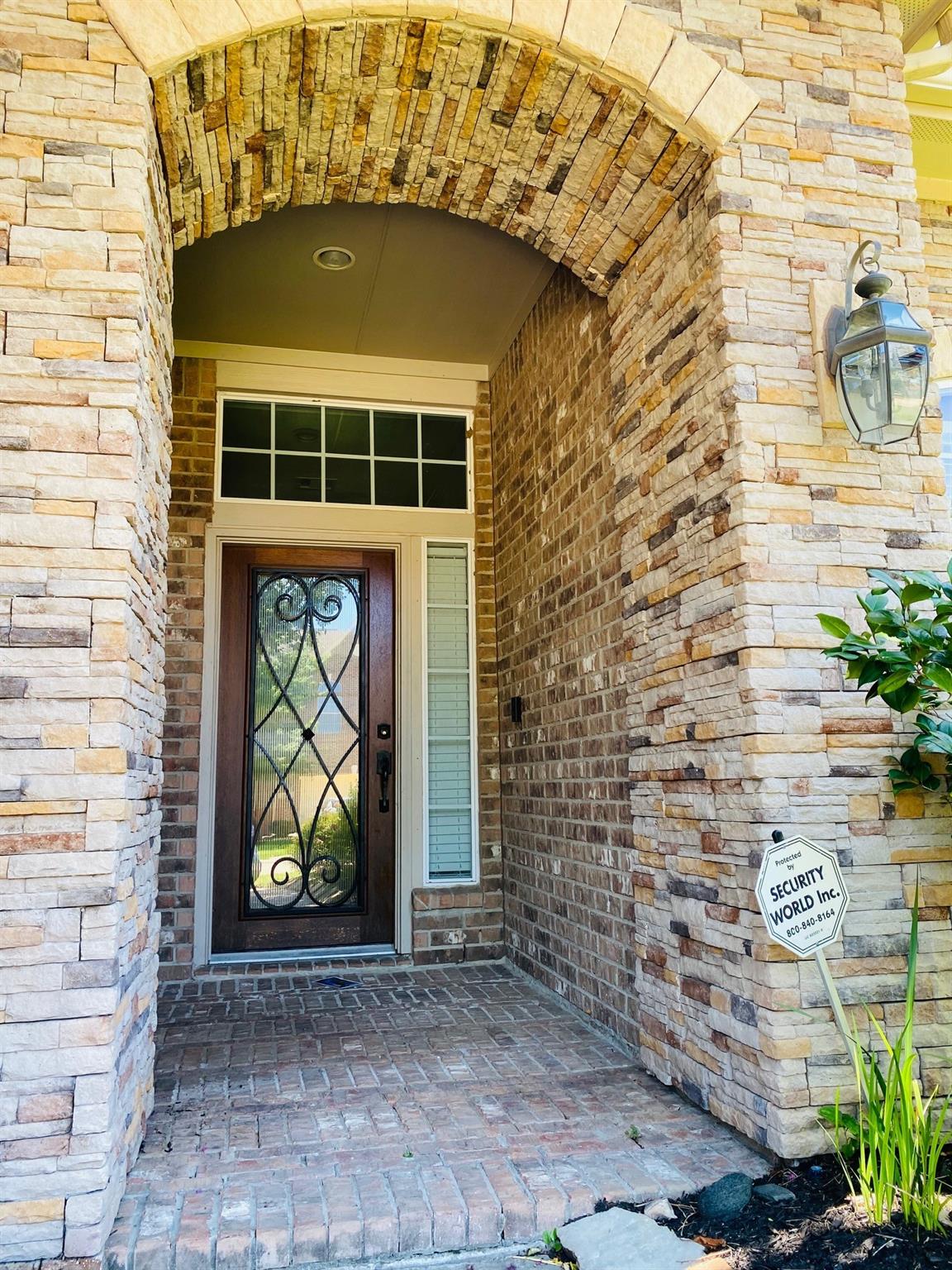 24823 Dutton Point Drive