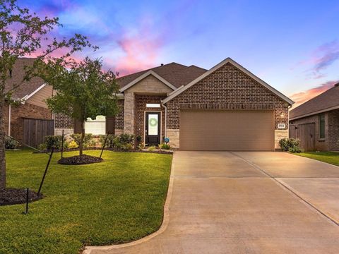 Photo of 2924 Palominos Way Way, Conroe, TX 77301 (MLS # 39623517)