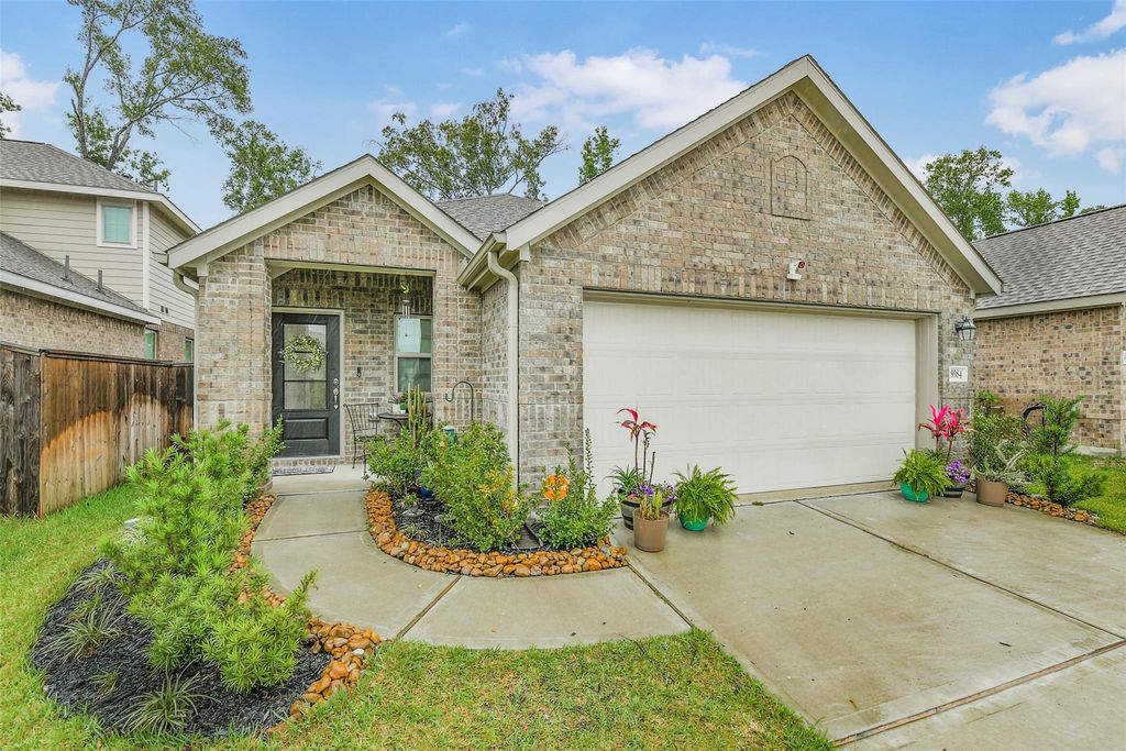 Photo of 19384 Villa Mesa Drive, New Caney, TX 77357 (MLS # 20517621)