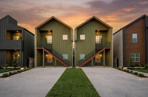 Photo of 9744 Garcroft A-B Street, Houston, TX 77029 (MLS # 83350508)
