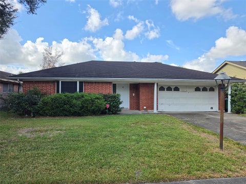 Photo of 11914 Kirkbriar Drive, Houston, TX 77089 (MLS # 14272783)