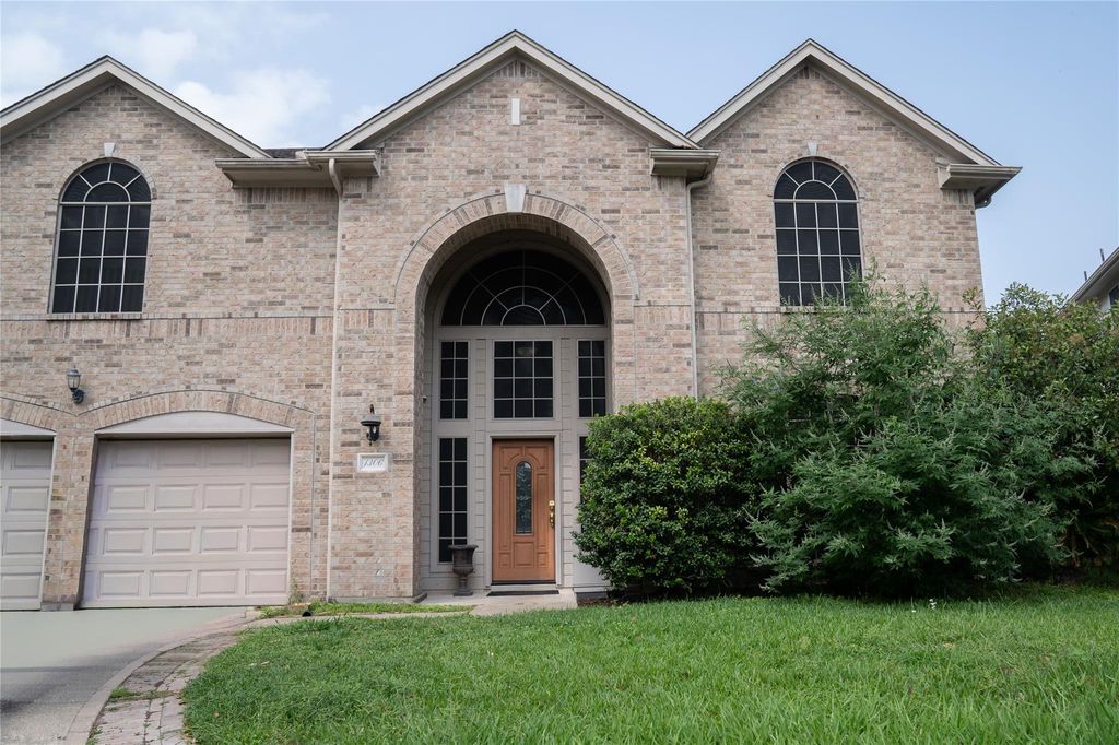 Photo of 1306 Shady Grove Court Court, Seabrook, TX 77586 (MLS # 98695952)
