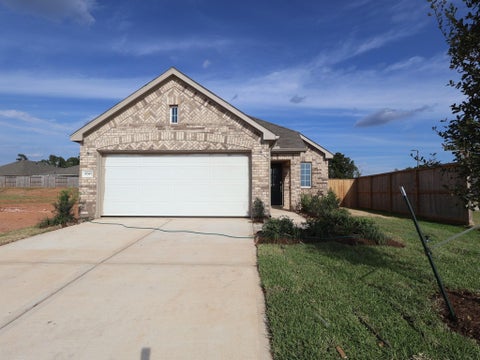 Homes For Sale - 10547 Annex Avenue<br/> Montgomery County, Montgomery, TX 77316