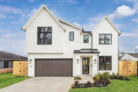 Photo of 7210 Jalna Street, Houston, TX 77055 (MLS # 73393520)