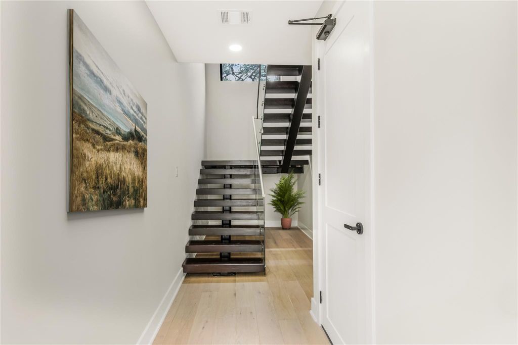 Photo of 2237 Blalock Road, Houston, TX 77080 (MLS # 59450255)