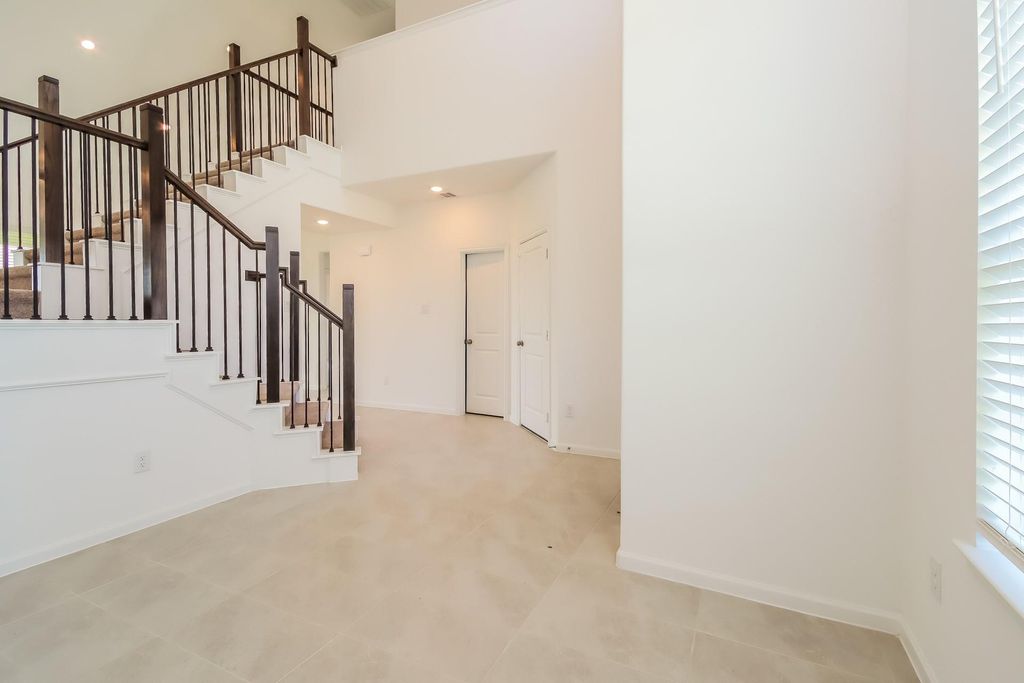 Photo of 9451 Vista Falls Trace, Houston, TX 77365 (MLS # 71773852)