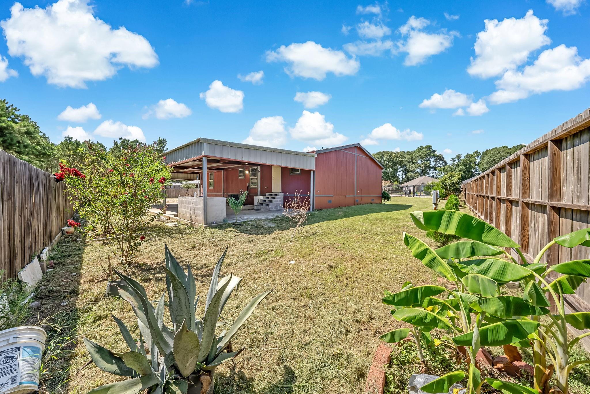 16357 Summit Oaks