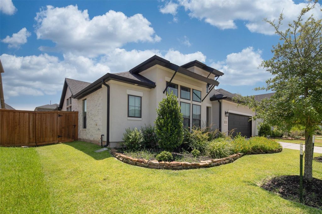Photo of 27427 Gardinia Ridge Drive, Katy, TX 77494 (MLS # 78095460)