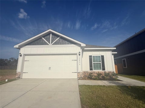 Photo of 15874 Berry Hill Drive, Conroe, TX 77303 (MLS # 4721318)