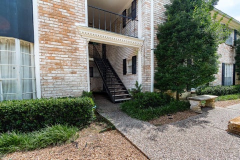 Photo of 7900 Westheimer Road #216, Houston, TX 77063 (MLS # 18899306)