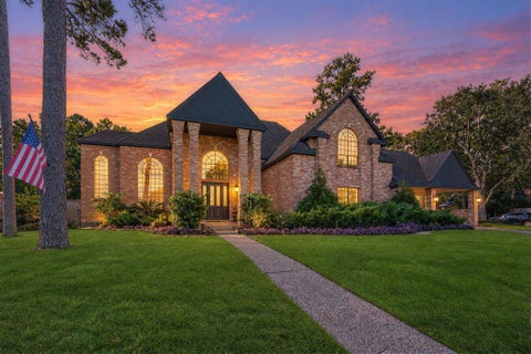 Photo of 11823 Parkriver Drive, Houston, TX 77070 (MLS # 61060615)