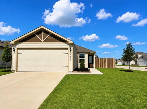 Photo of 11423 Prairie Walk Drive, Houston, TX 77048 (MLS # 75382275)