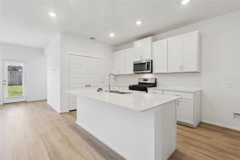 Photo of 1304 Anacapa Street, Huffman, TX 77336 (MLS # 26170173)
