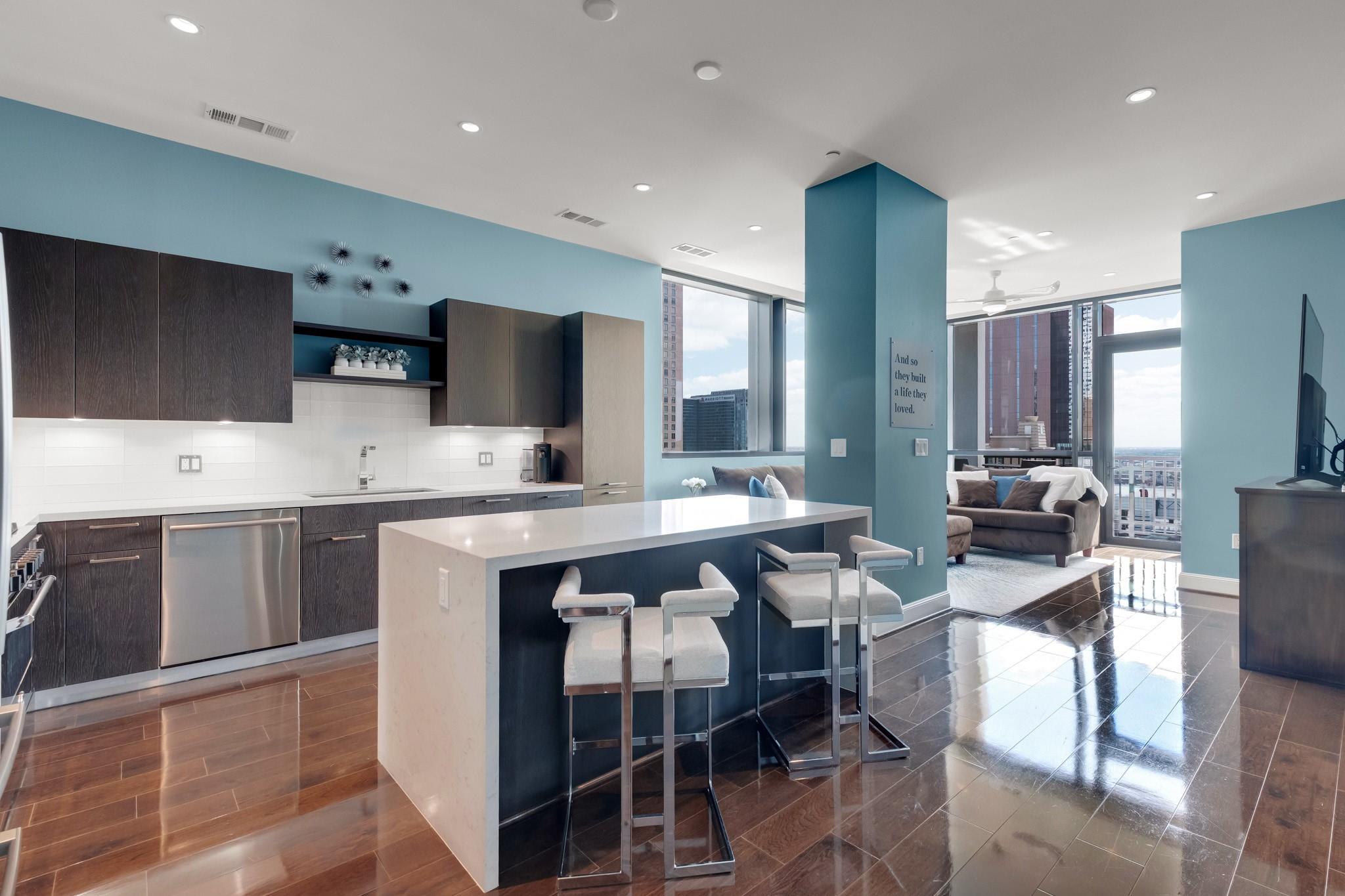 1211 Caroline Street 1801