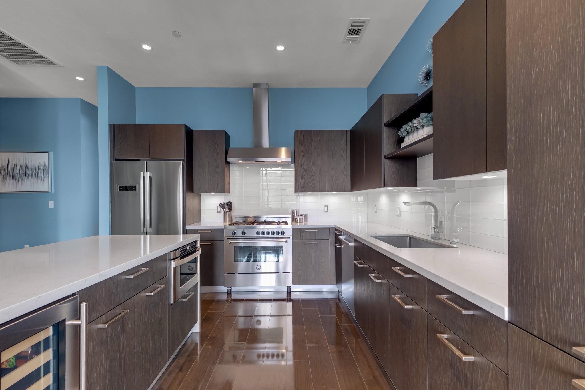 1211 Caroline Street 1801