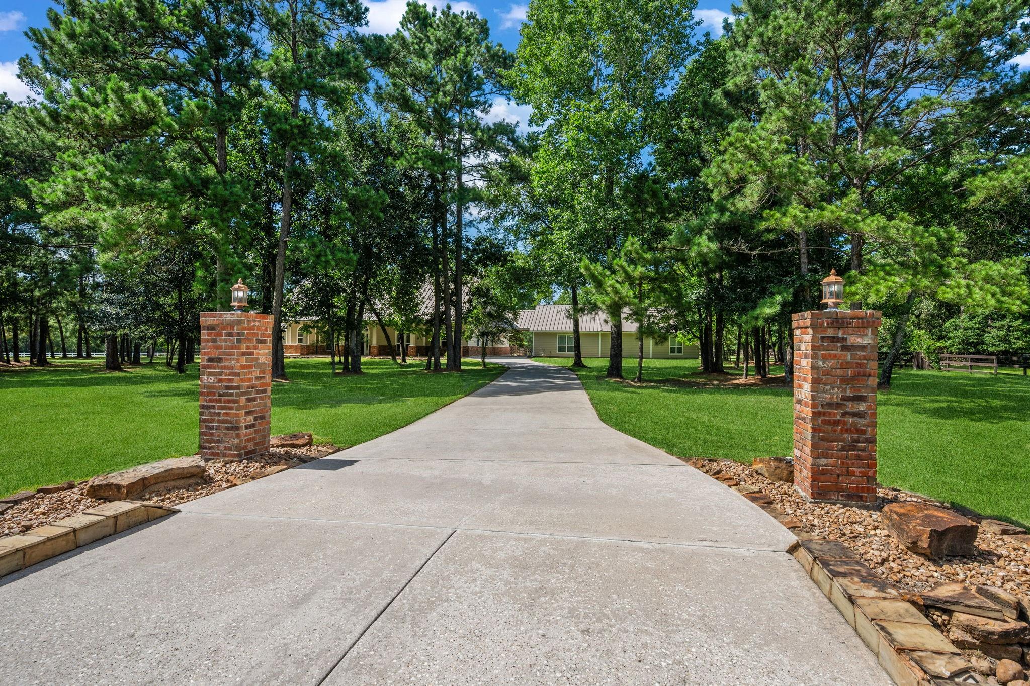 28333 Timber Oaks Court
