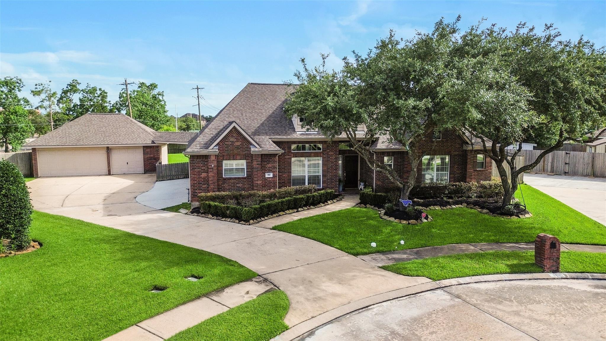 910 High Ridge Circle