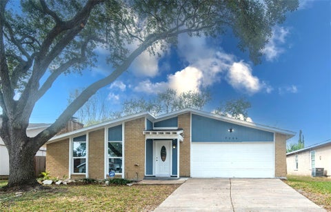 Photo of 7206 La Granada Drive, Houston, TX 77083 (MLS # 39775733)