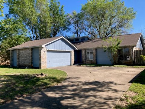 Photo of 8623 Quail Hills Drive, Houston, TX 77489 (MLS # 67064776)