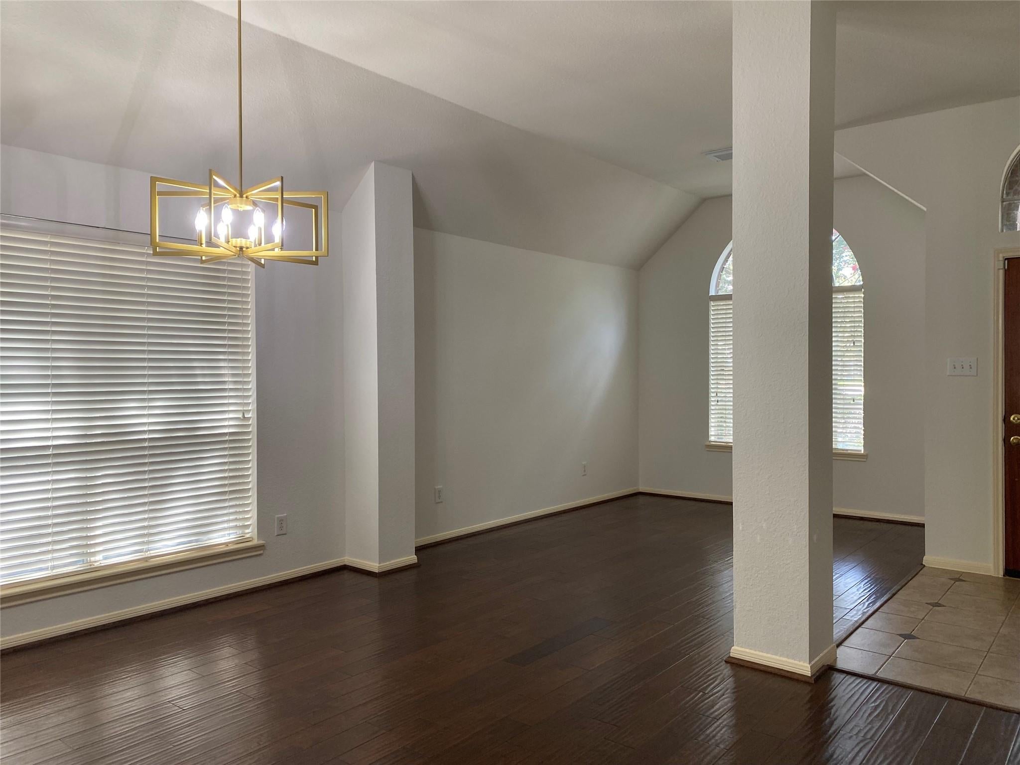 22502 Bristolwood Court