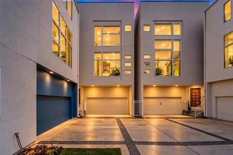 Photo of 5632 Kiam Street #C, Houston, TX 77007 (MLS # 71120574)