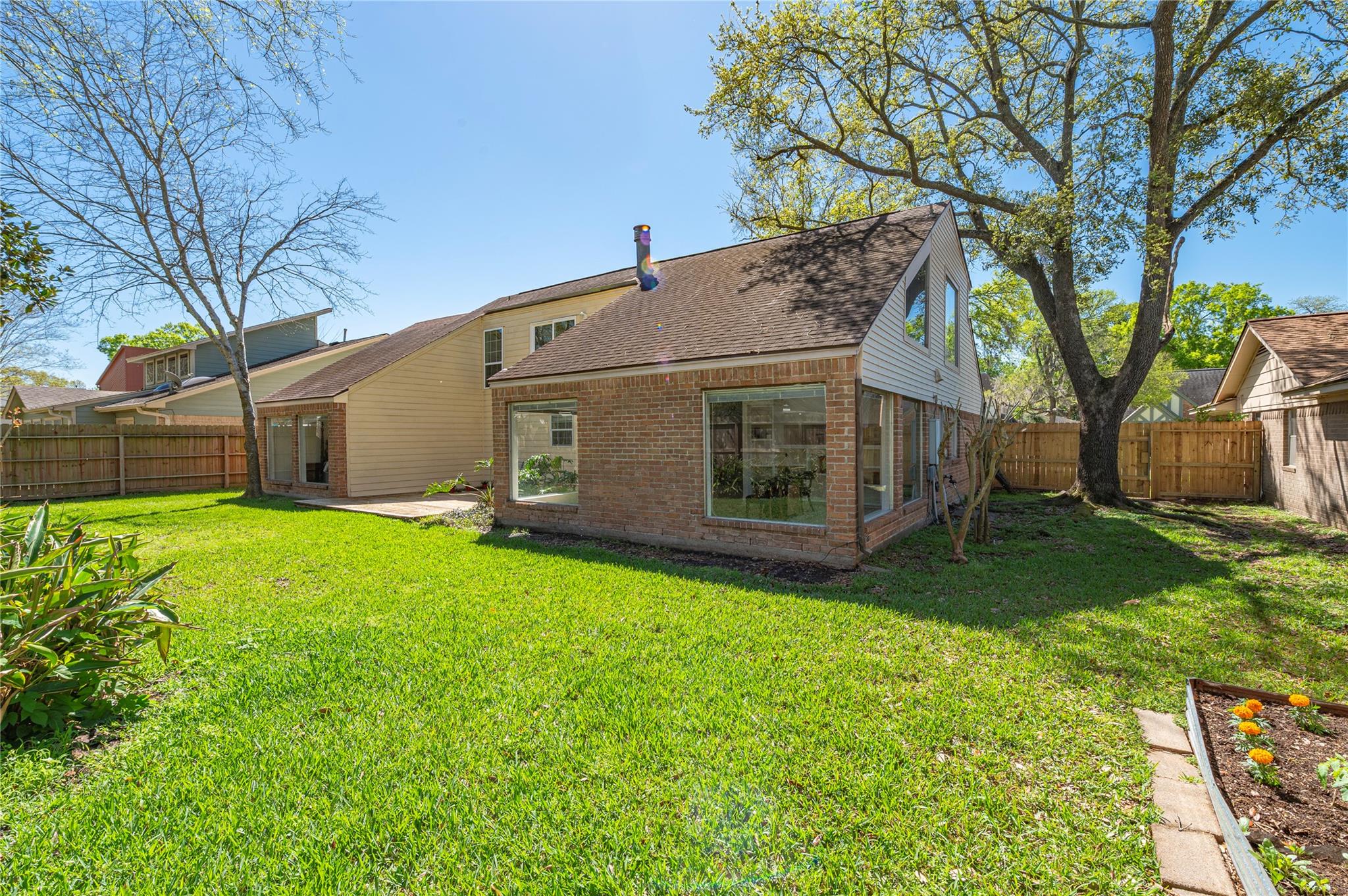 16419 Laurelfield Drive
