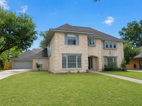 Photo of 6630 Sumner Isle Court, Spring, TX 77379 (MLS # 64457236)