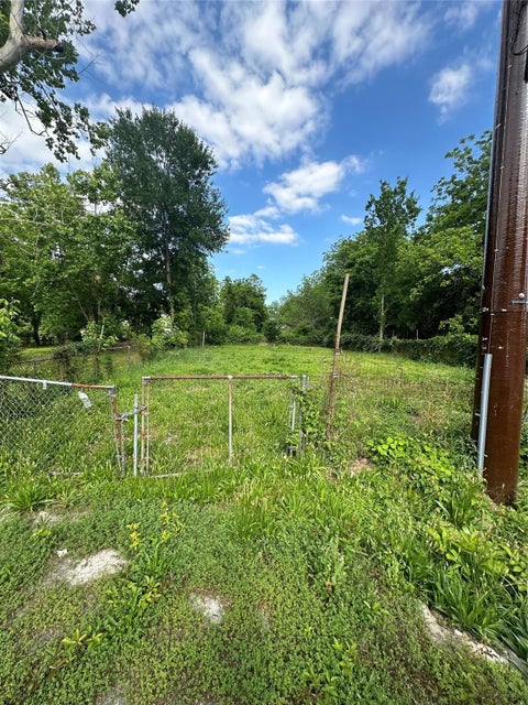 Vacant Land For Sale - Falls Street<br/> Houston, TX 77026