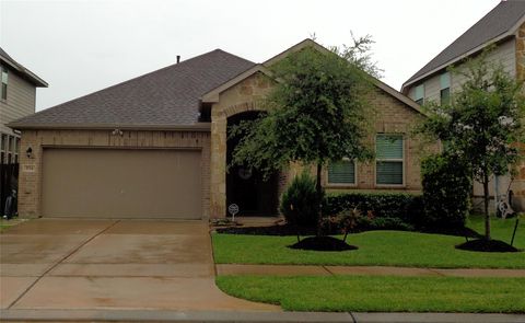 Photo of 1734 Yaupon Trail Court, Alvin, TX 77511 (MLS # 10491281)