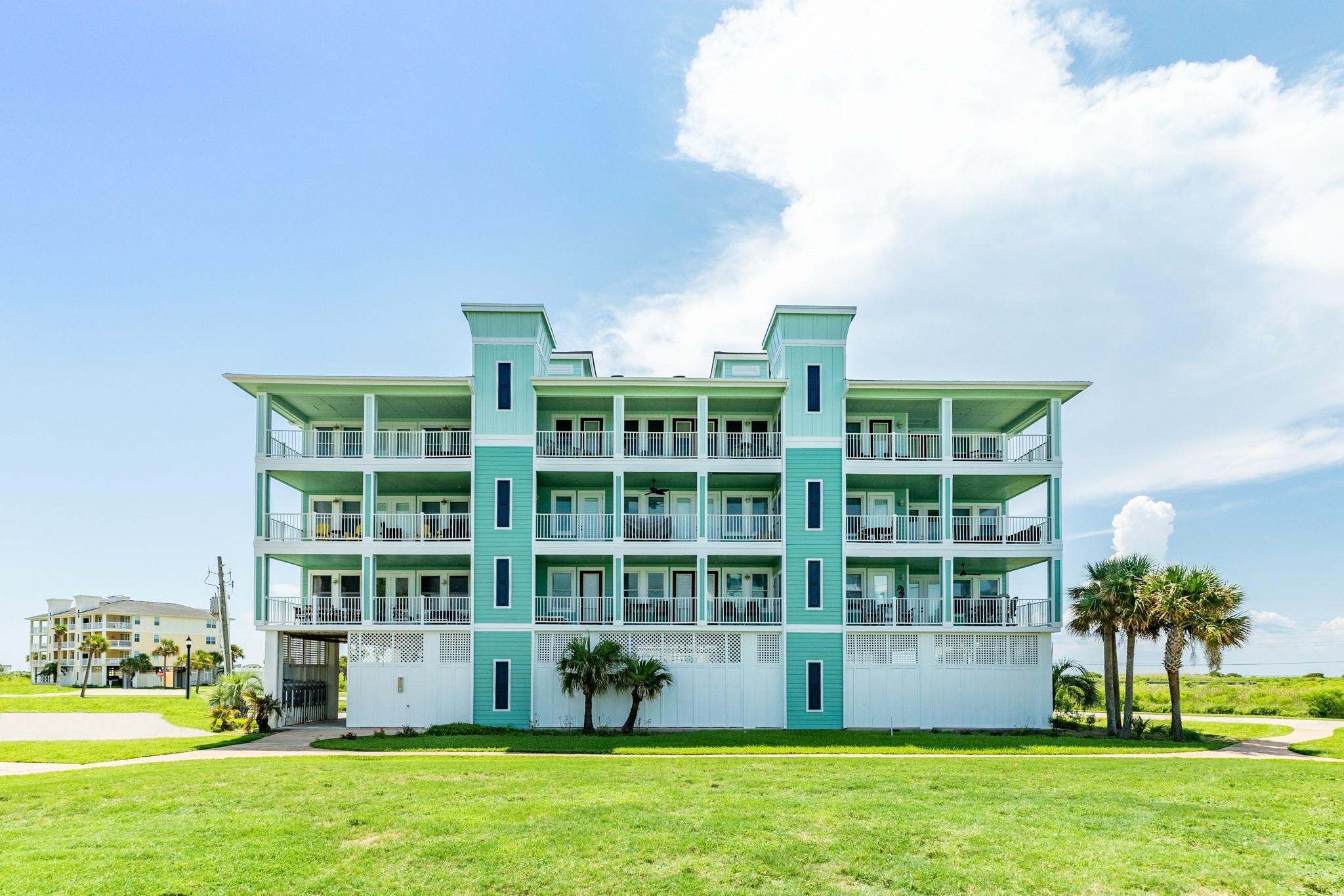 4231 Pointe West Dr Drive 103