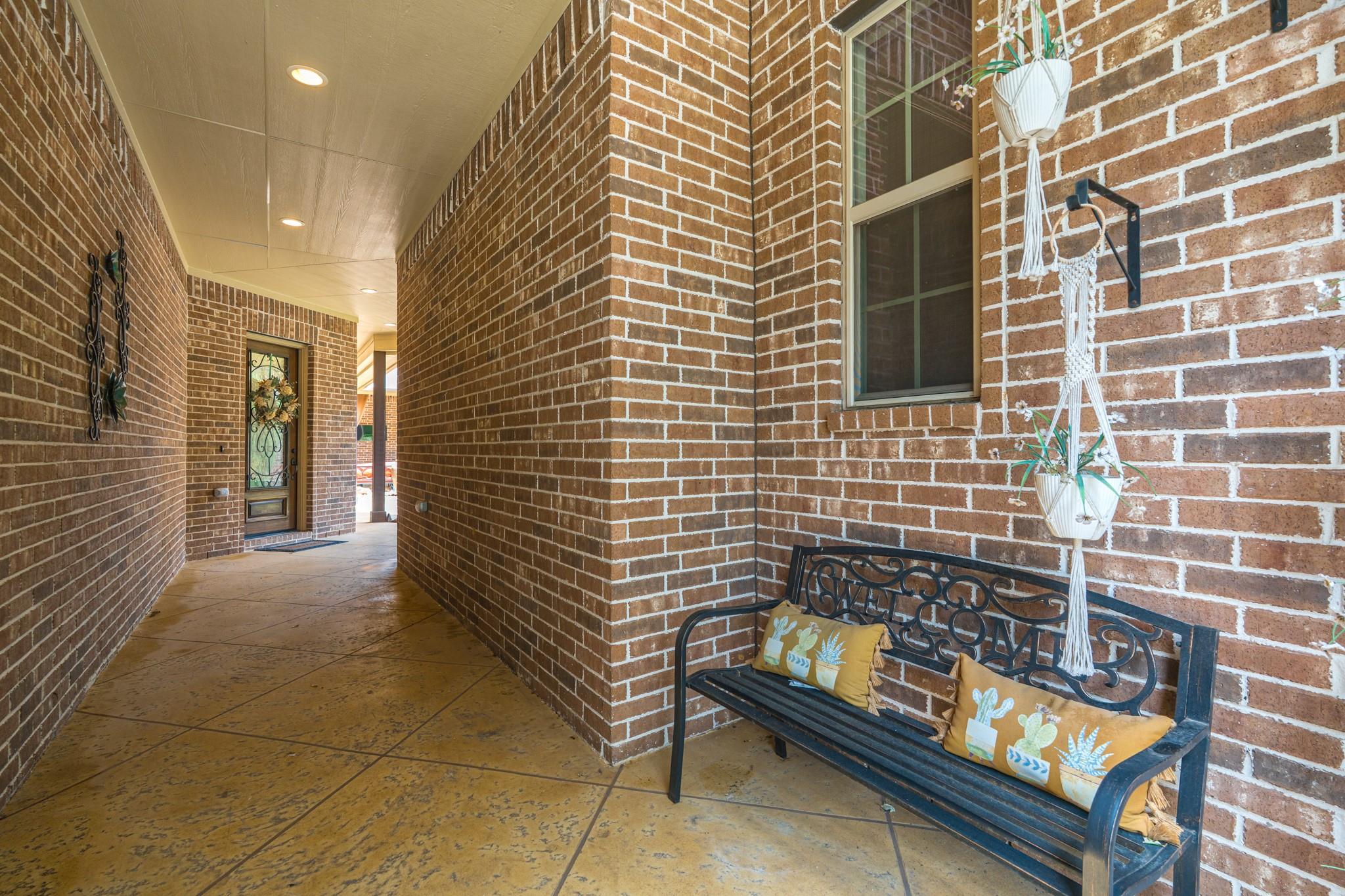 18 Sundown Ridge Place